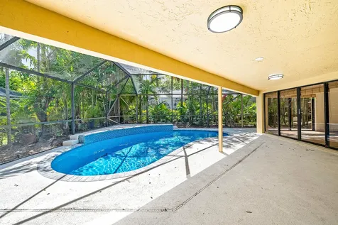 10655 Avenida Santa Ana Boca Raton FL 33498
