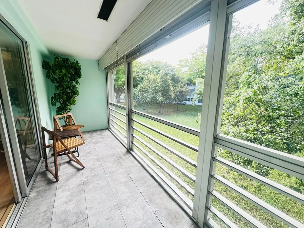 238 Newport O Deerfield Beach FL 33442