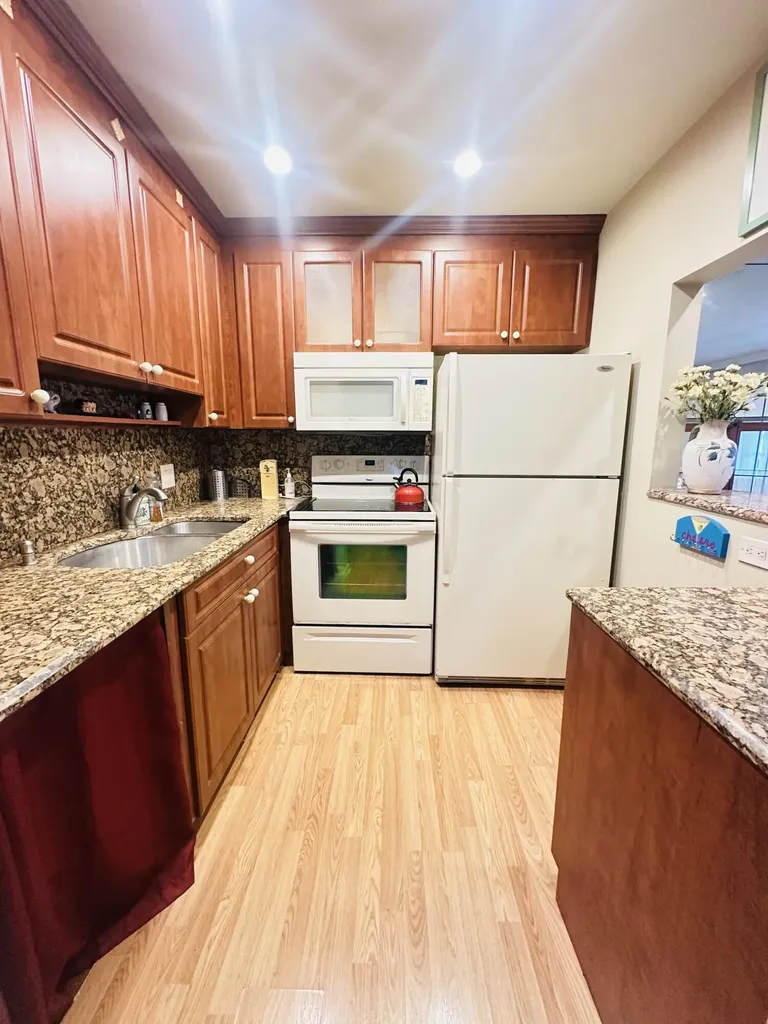 238 Newport O Deerfield Beach FL 33442