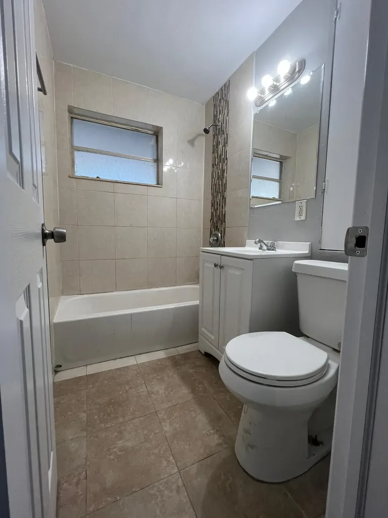 3265 E Palm Drive Boynton Beach FL 33435