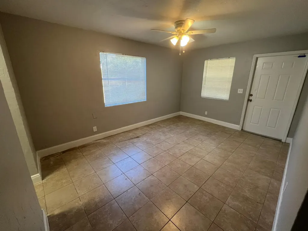 3265 E Palm Drive Boynton Beach FL 33435