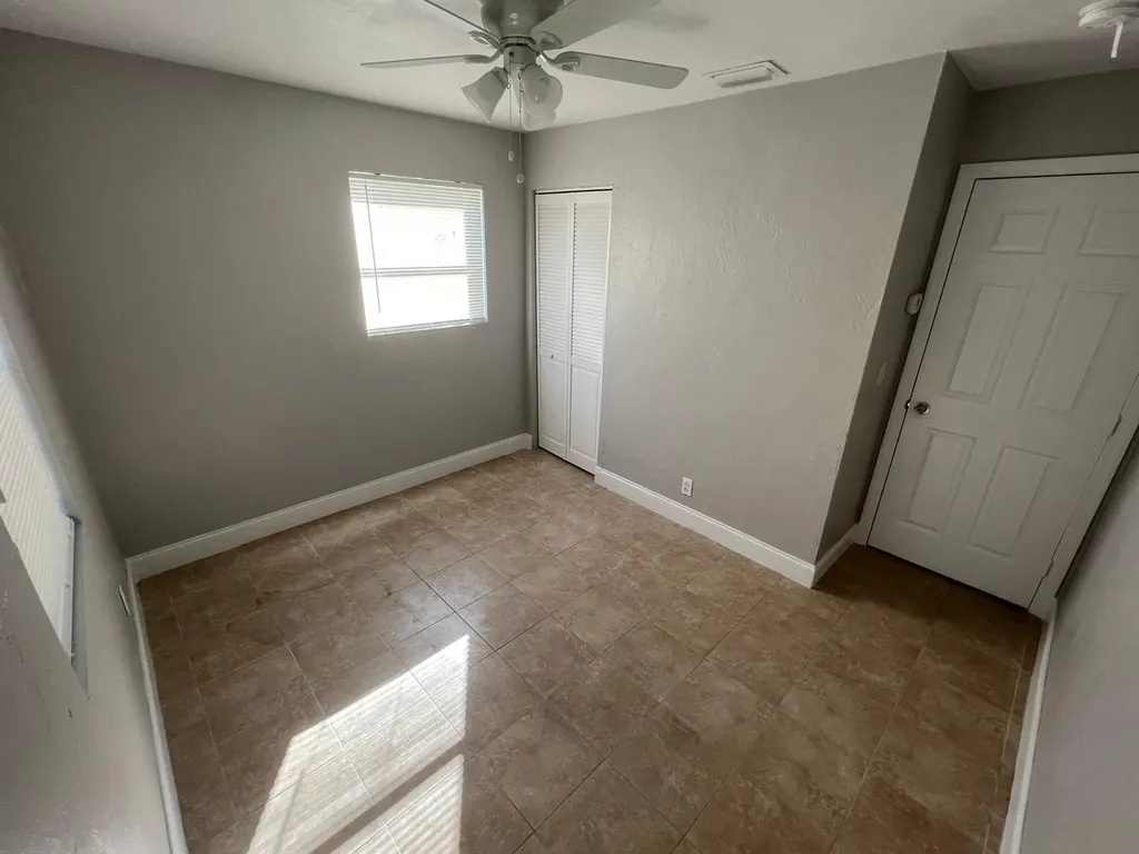 3265 E Palm Drive Boynton Beach FL 33435