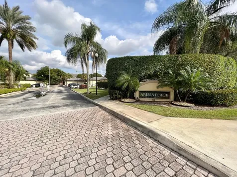 2040 Greenview Shores Boulevard Wellington FL 33414