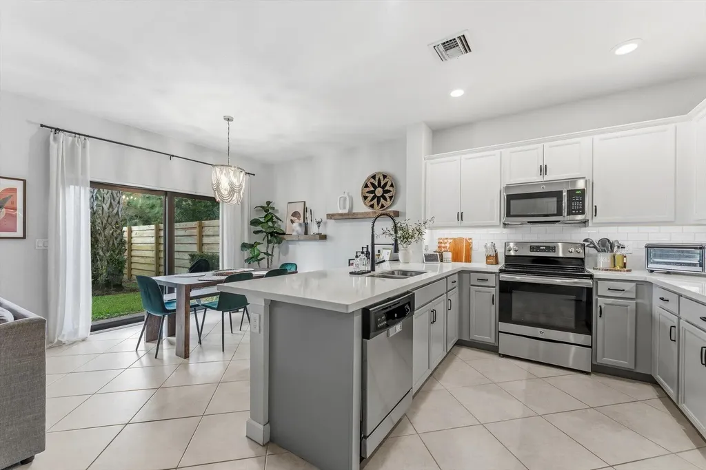 4660 Silver Saw Lane Lake Worth FL 33463
