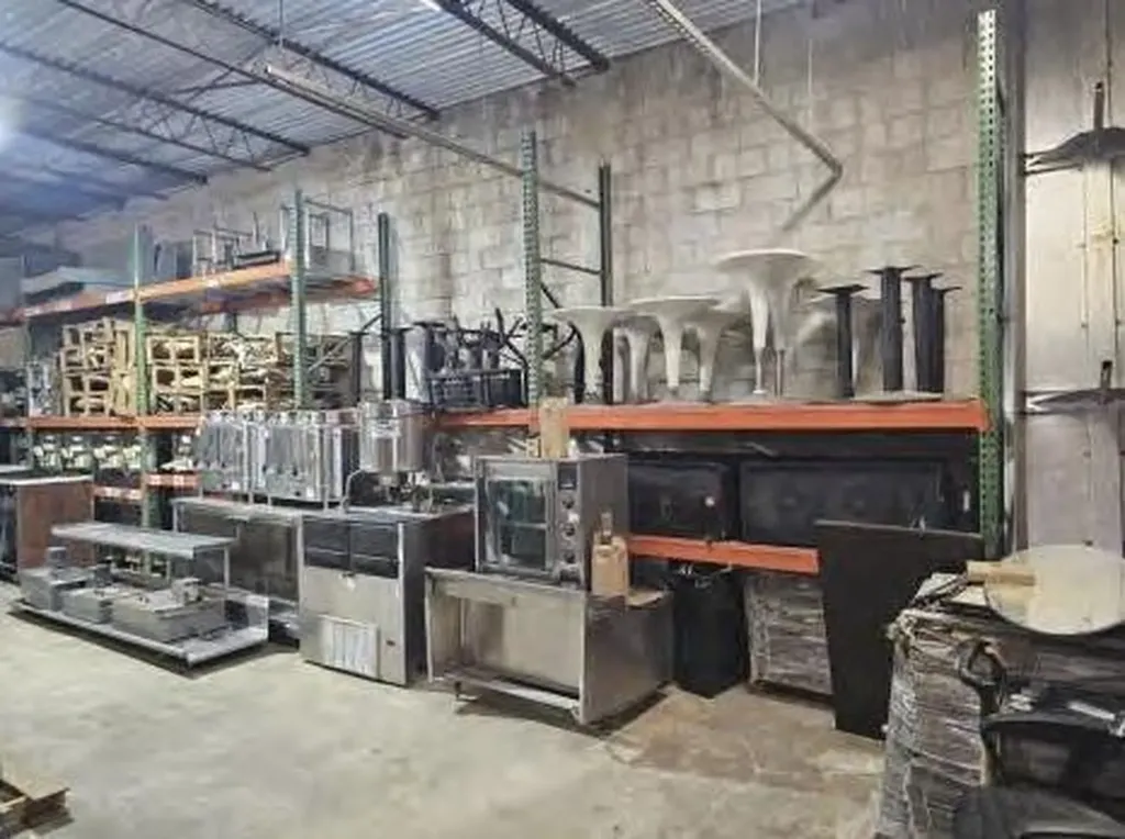 8085 NW 98th Street Hialeah Gardens FL 33016
