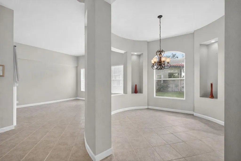 659 Cresta Circle West Palm Beach FL 33413