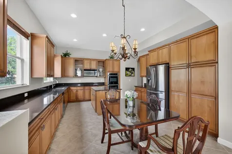 659 Cresta Circle West Palm Beach FL 33413