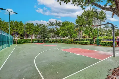 659 Cresta Circle West Palm Beach FL 33413