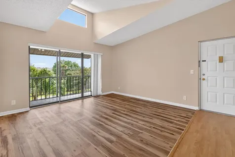 624 Sea Pine Way Greenacres FL 33415