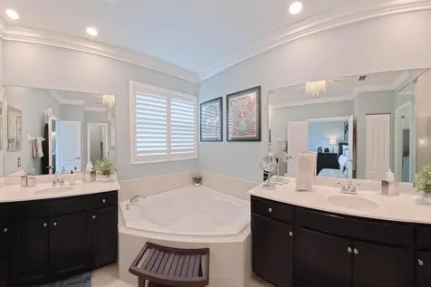 5590 Sandbirch Way Lake Worth FL 33463