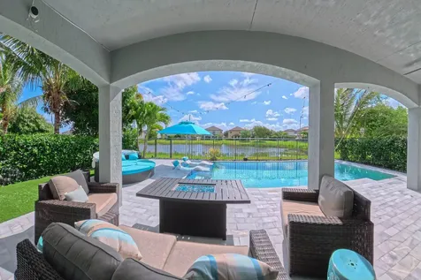 5590 Sandbirch Way Lake Worth FL 33463