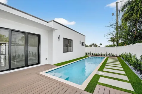 504 Flotilla Road North Palm Beach FL 33408