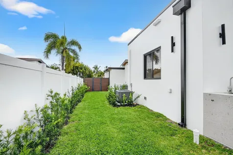 504 Flotilla Road North Palm Beach FL 33408