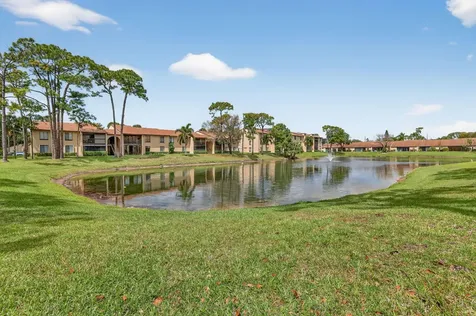 624 Sea Pine Way Greenacres FL 33415