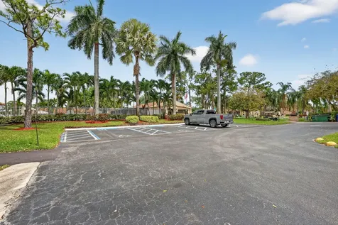 624 Sea Pine Way Greenacres FL 33415