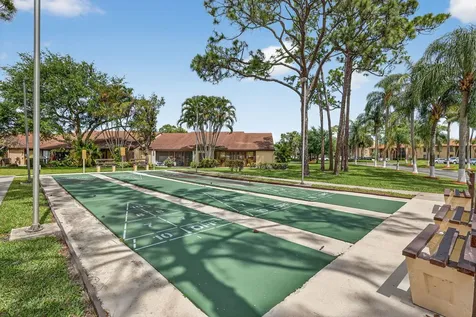 624 Sea Pine Way Greenacres FL 33415