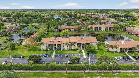 624 Sea Pine Way Greenacres FL 33415