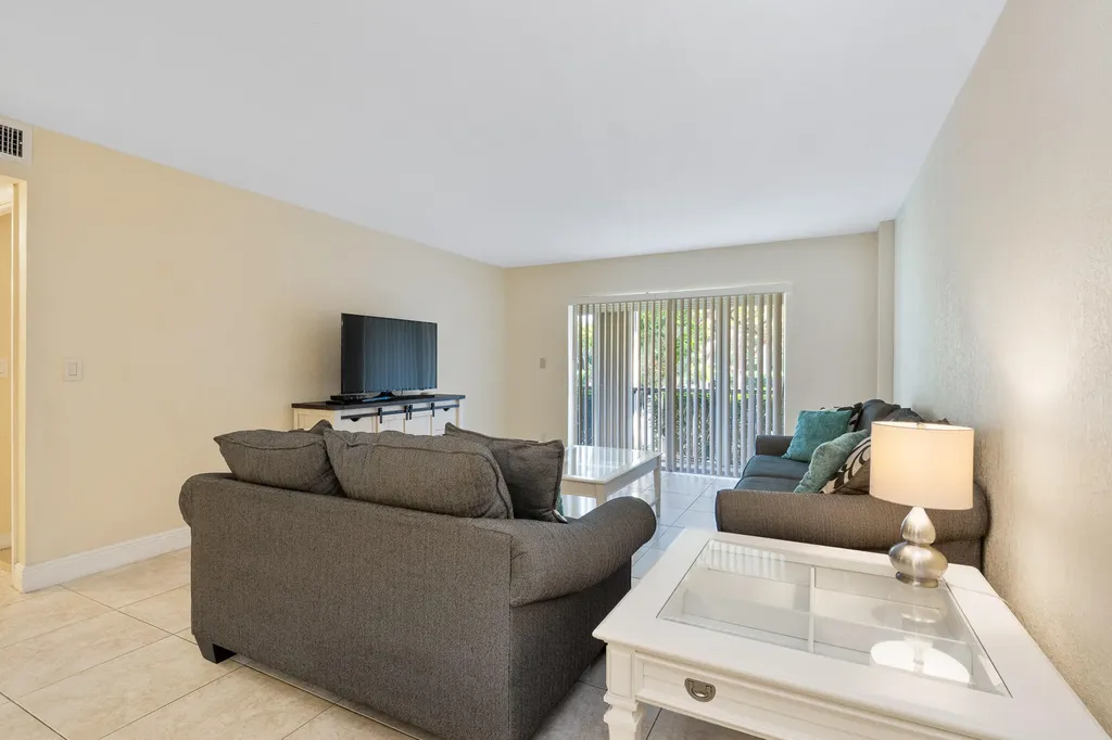 1111 S Ocean Boulevard Boca Raton FL 33432