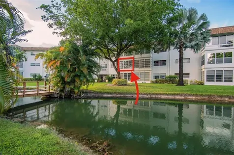 5171 W Oakland Park Boulevard Lauderdale Lakes FL 33313
