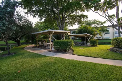 5171 W Oakland Park Boulevard Lauderdale Lakes FL 33313