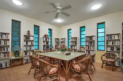 5171 W Oakland Park Boulevard Lauderdale Lakes FL 33313