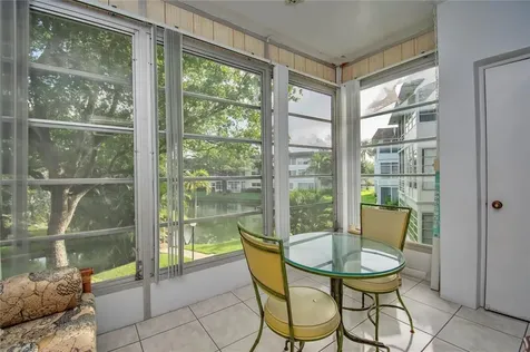 5171 W Oakland Park Boulevard Lauderdale Lakes FL 33313