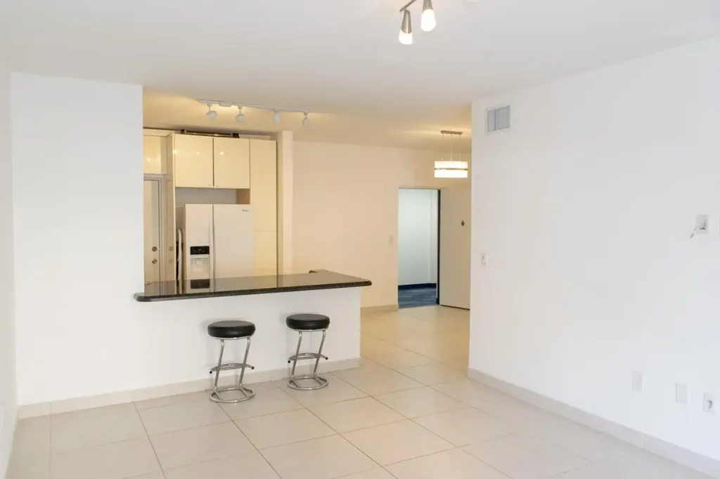 50 SW 3rd Boca Raton FL 33432