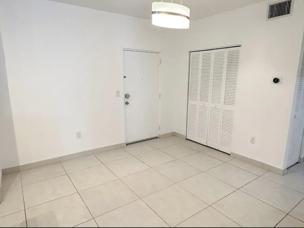 50 SW 3rd Boca Raton FL 33432