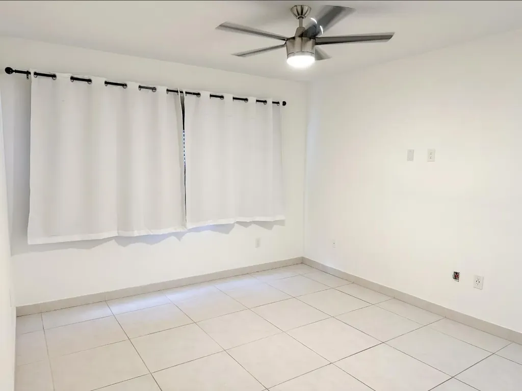 50 SW 3rd Boca Raton FL 33432
