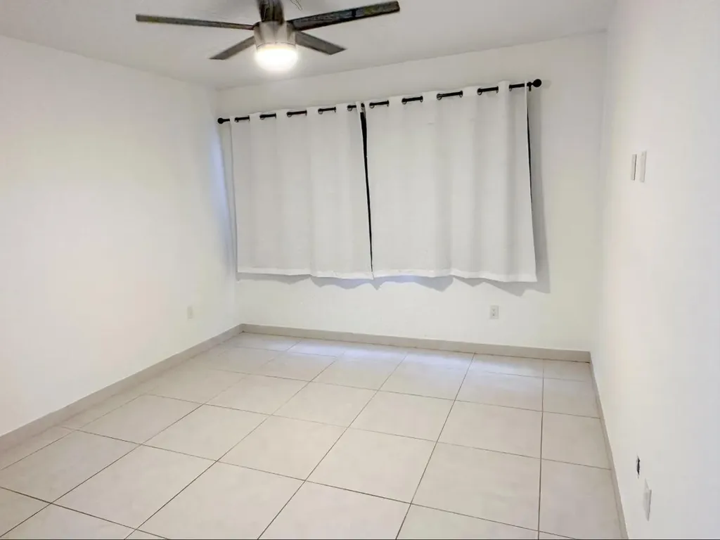 50 SW 3rd Boca Raton FL 33432