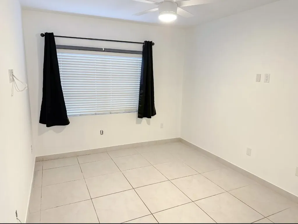 50 SW 3rd Boca Raton FL 33432