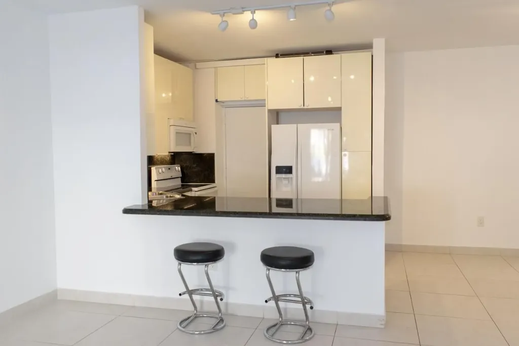 50 SW 3rd Boca Raton FL 33432