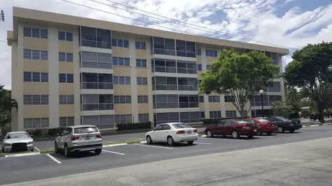 50 SW 3rd Boca Raton FL 33432