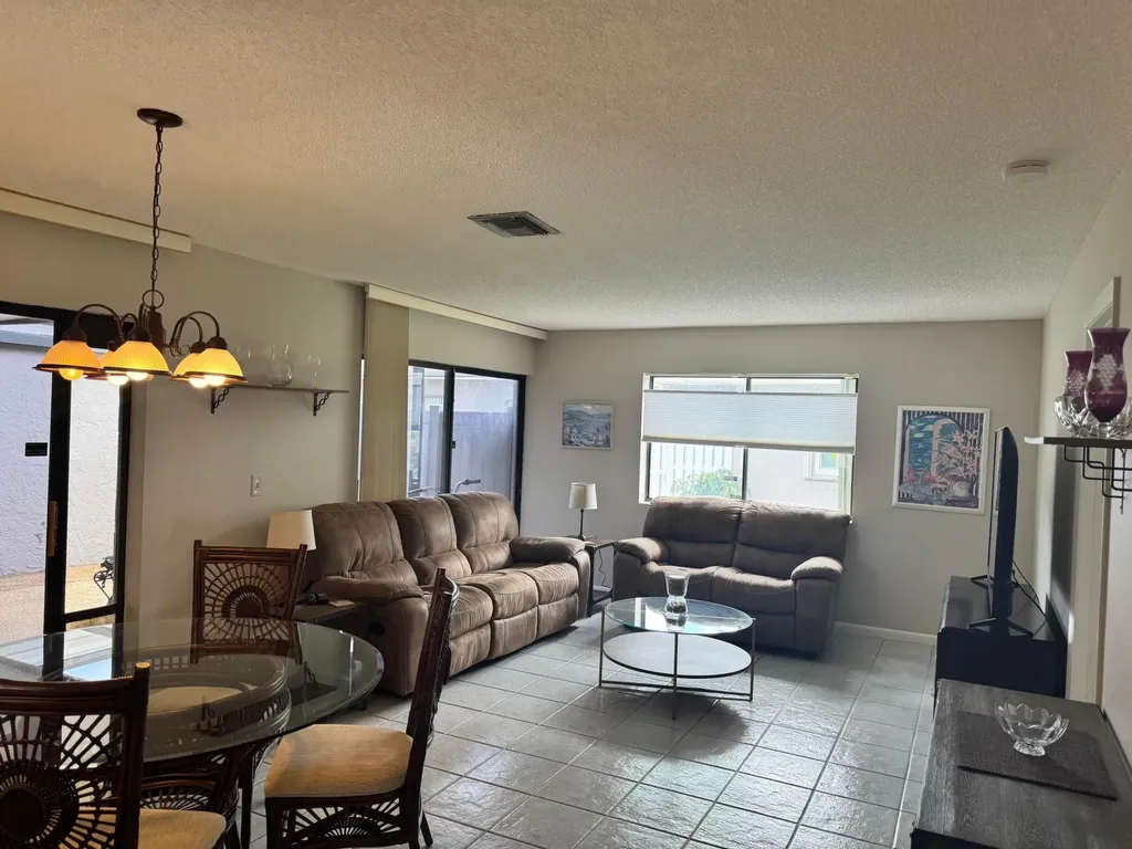 14822 Wildflower Lane Delray Beach FL 33446