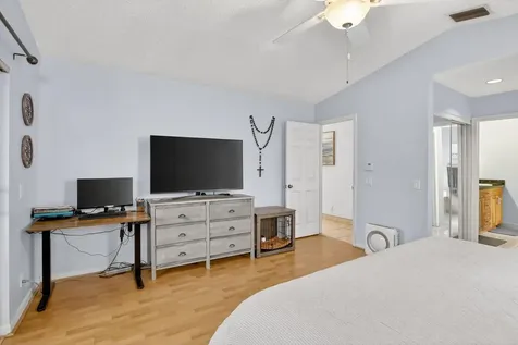 495 Carrington Lane Weston FL 33326