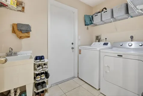 495 Carrington Lane Weston FL 33326
