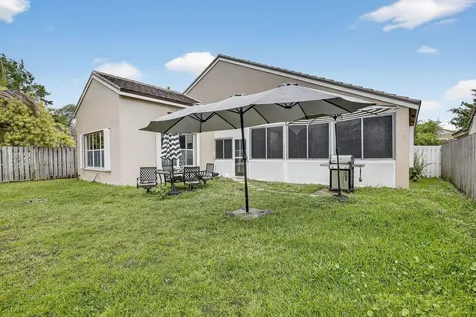 495 Carrington Lane Weston FL 33326