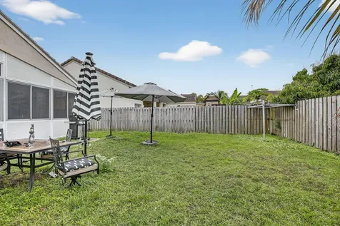495 Carrington Lane Weston FL 33326