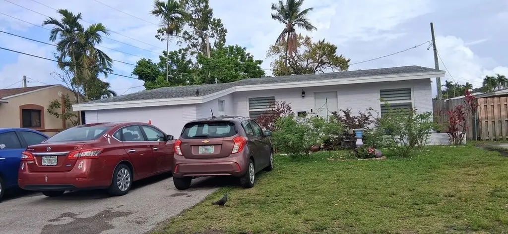 1519 S 24th Terrace Hollywood FL 33020