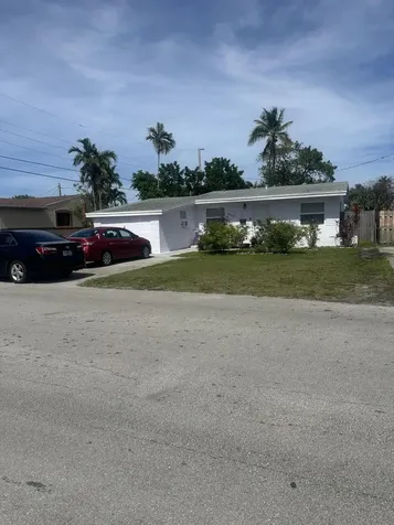 1519 S 24th Terrace Hollywood FL 33020