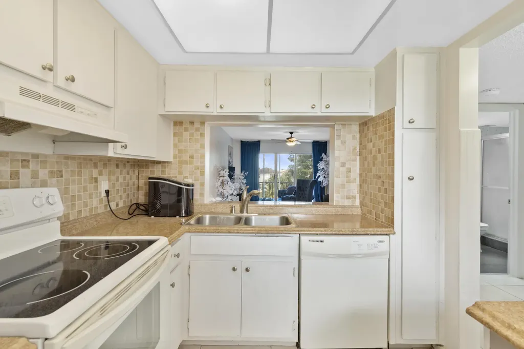 1101 Crystal Lake Drive Deerfield Beach FL 33064
