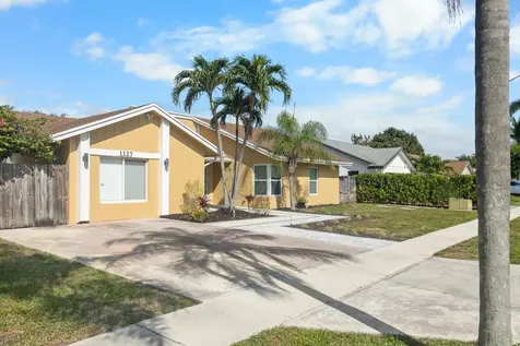 1127 NW 9th Street Boynton Beach FL 33426