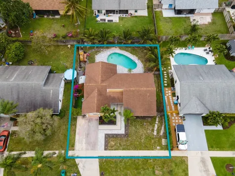 1127 NW 9th Street Boynton Beach FL 33426