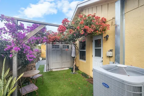 1127 NW 9th Street Boynton Beach FL 33426