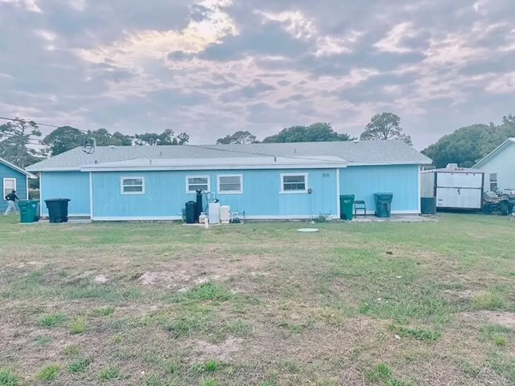 5012 Killarney Avenue Fort Pierce FL 34951