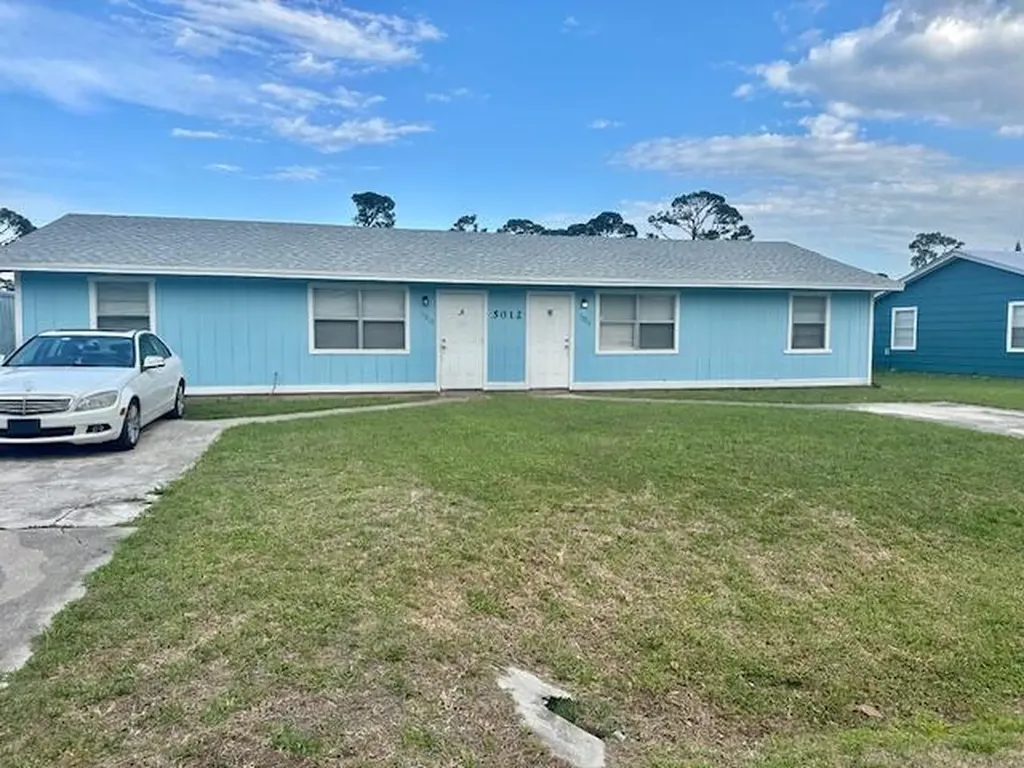 5012 Killarney Avenue Fort Pierce FL 34951