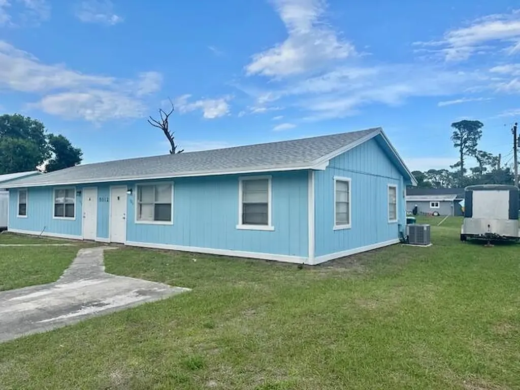 5012 Killarney Avenue Fort Pierce FL 34951