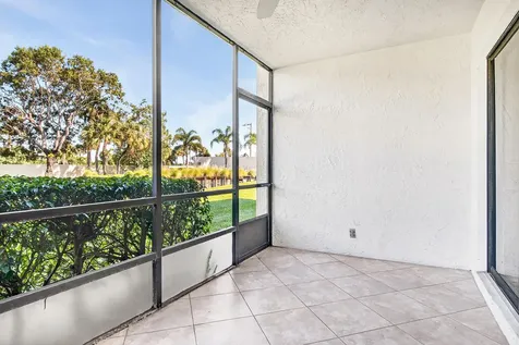 5021 Oak Hill Lane Delray Beach FL 33484