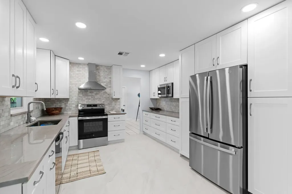 324 Sandpiper Avenue Royal Palm Beach FL 33411