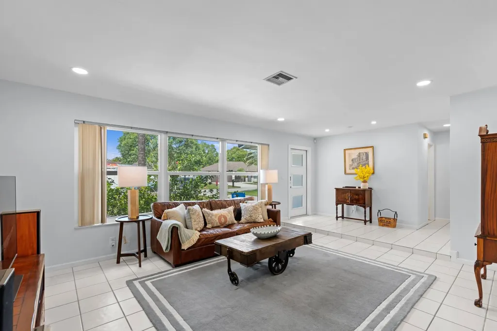 324 Sandpiper Avenue Royal Palm Beach FL 33411